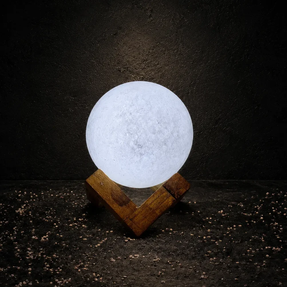 moonlight-sphere-salt-lamp-wooden-base-size-9 آباژور سنگ نمک مهتابی گوی پایه چوبی سایز 9 - Image 1